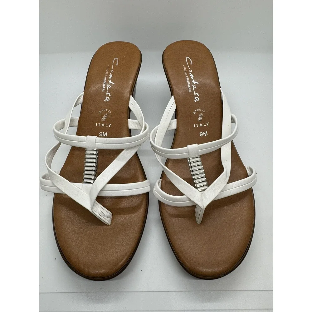 Contesa by Italian Shoemakers Size 9M White Wedge Silver Embellished Sandals